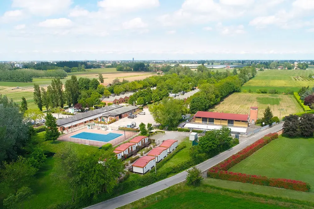 Blick auf die Campingstadt Bologna in der Emilia-Romagna