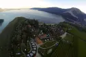 Panoramablick auf den Campingplatz Lido Toce am Lago Maggiore im Piemont