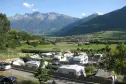 blick auf die dolomiten vom campingplatz mals in südtirol