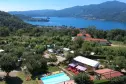 Panoramablick auf den Campingplatz Royal am Ortasee im Piemont