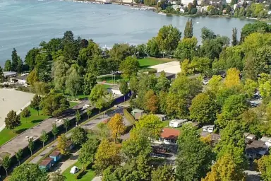 Il Camping International Lido sulle rive del lago di Lucerna in Svizzera